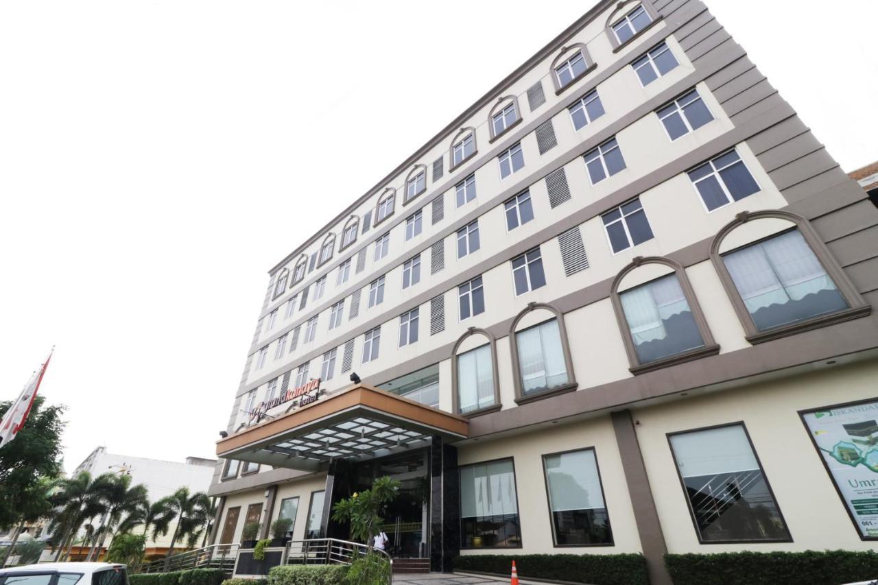 Grand Kanaya Hotel Медан Экстерьер фото