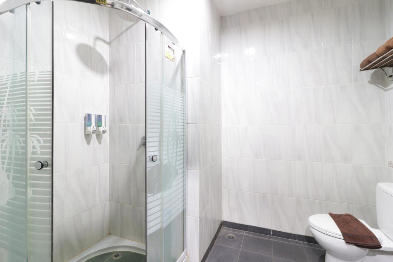 Grand Kanaya Hotel Медан Экстерьер фото
